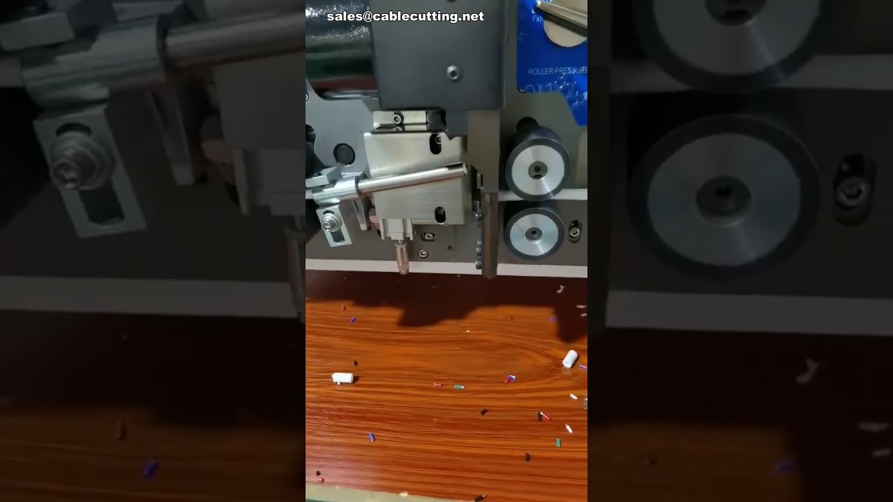 Automatic Wire Cutting and Inner-Outer Stripping Machine