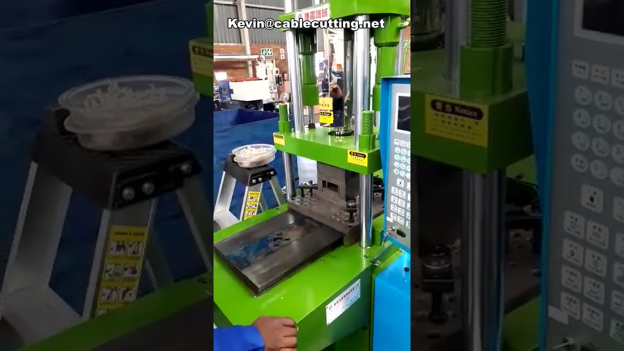 AC Plug Injection Plastic Mold Machine 85-T | AC Plug Plastic Injection Molding